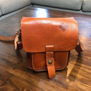 Patricia Nash EUC Tan Leather Crossbody Bag (Rare)